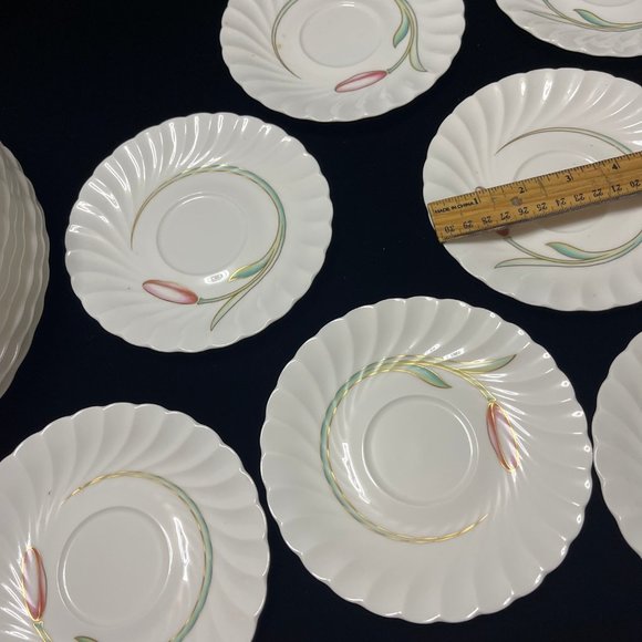 Vintage NIKKO Japan Fine Bone China Rhubrum Lily Dinnerware Rare, Beautiful - Picture 8 of 16